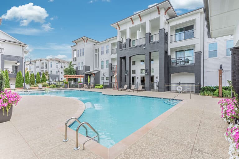 The Everly at Historic Franklin Apartments swimming pool.